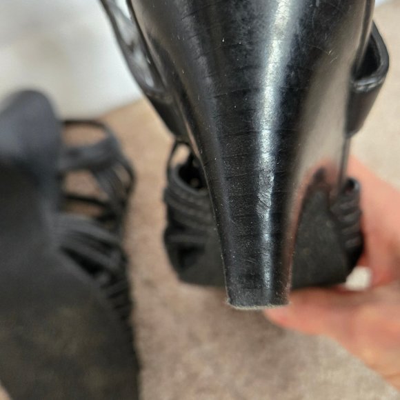 Audrey Brooke Sandals - Picture 7 of 10